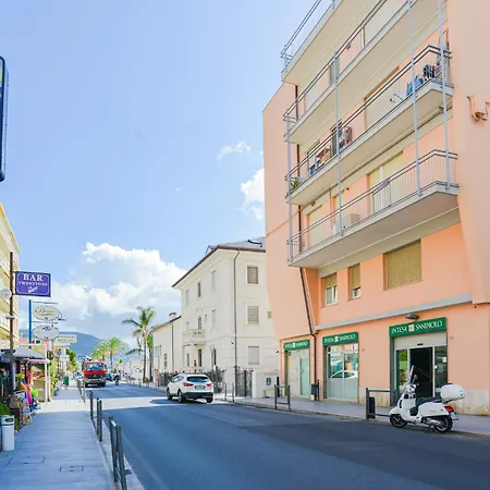 Dimora Salvia E Sole By World Apartment